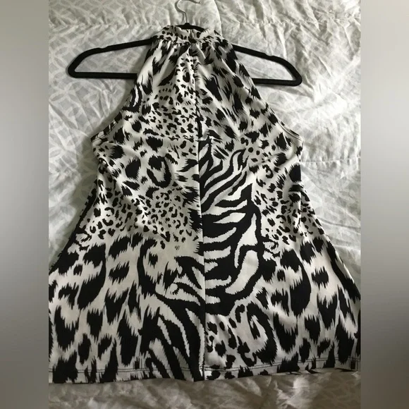 Shoulderless black and white top - Picture 4 of 5